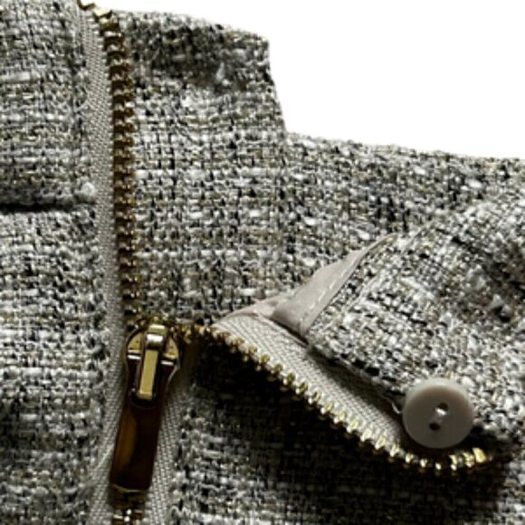 H&M Women’s Textured Asymmetrical Wrap Mini Skirt, Size 12 - Picture 3 of 6